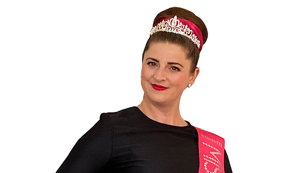 NEWS - MISS KUNST 2021 gewählt – Zoë MacTaggart ist Siegerin